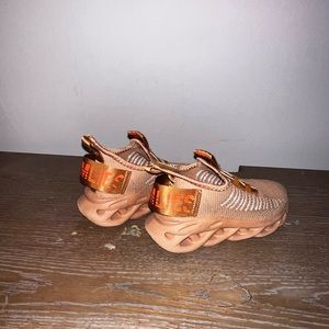 Toddler girl running shoes
